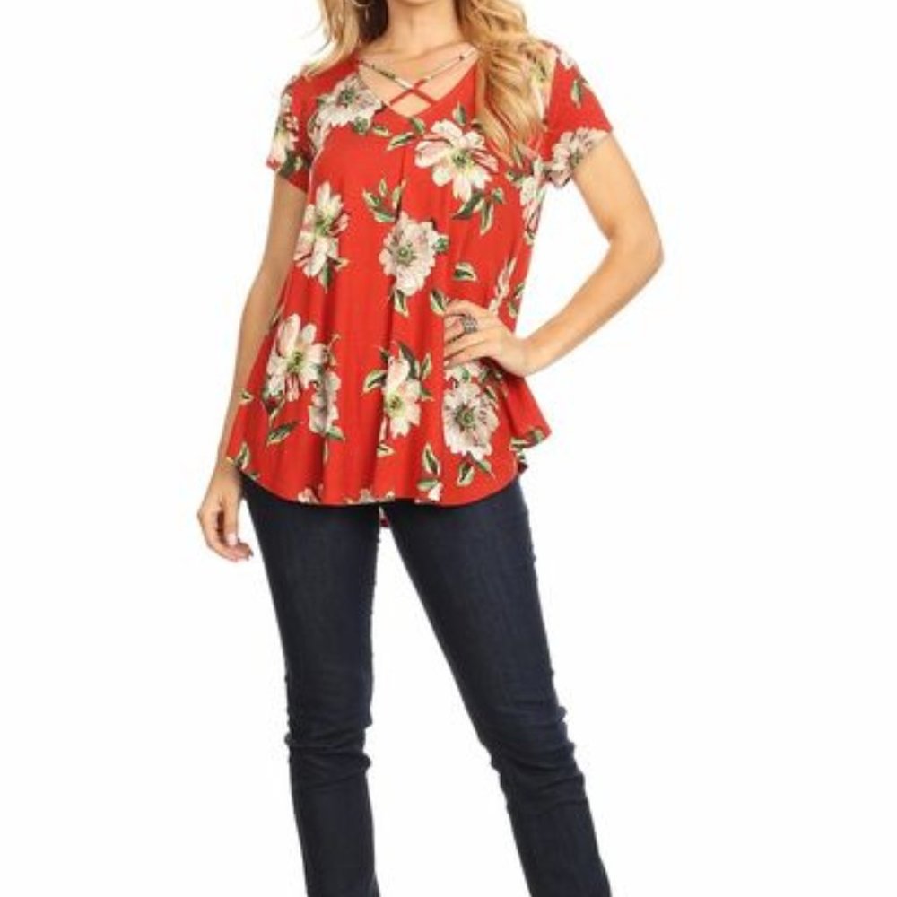 Criss Cross Neck Hi Lo Short Sleeve Top Made USA